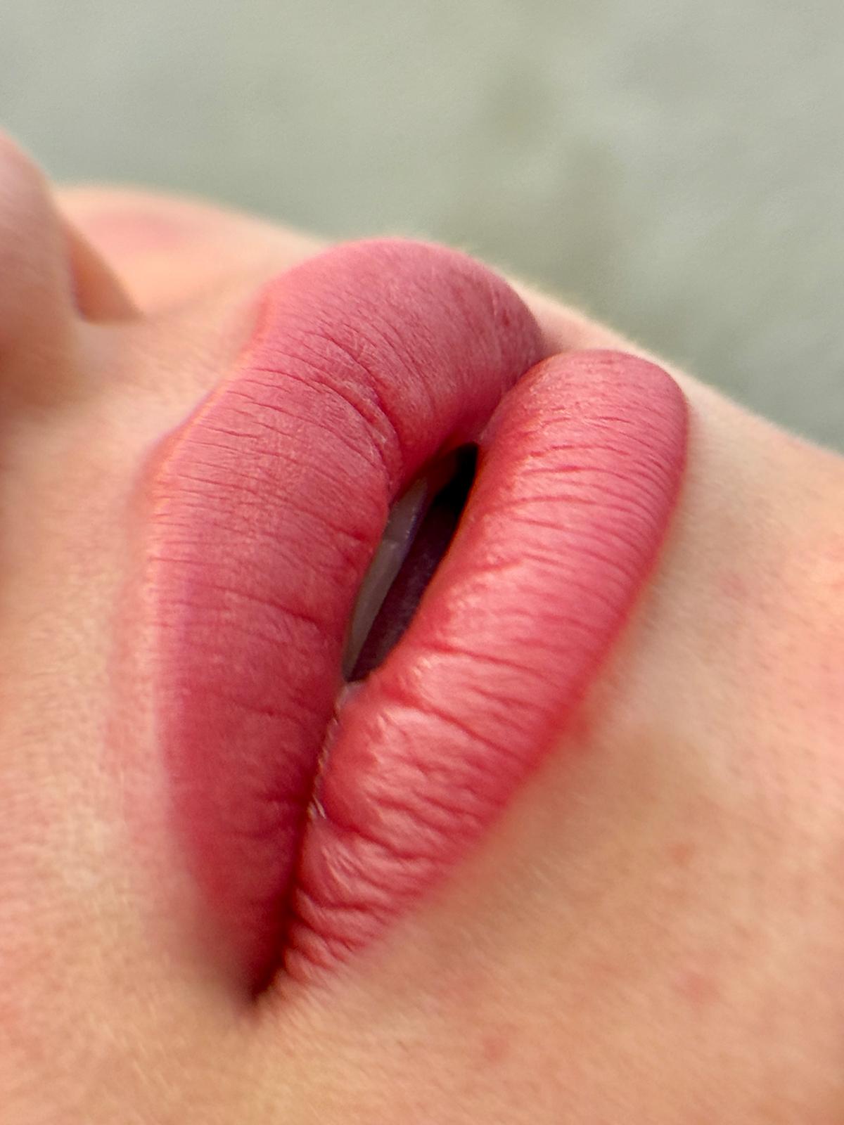 vstudio - pmu - bright - lips - plovdiv